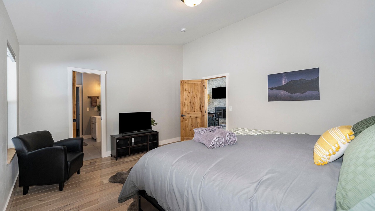 Photo of Bedroom in Saint Mary's