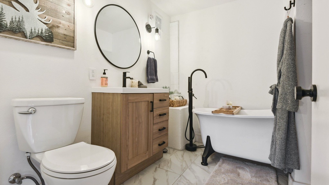 Photo of Bathroom in Golden Gate Canyon
