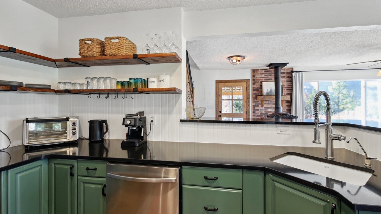 Photo of Kitchen in Golden Gate Canyon