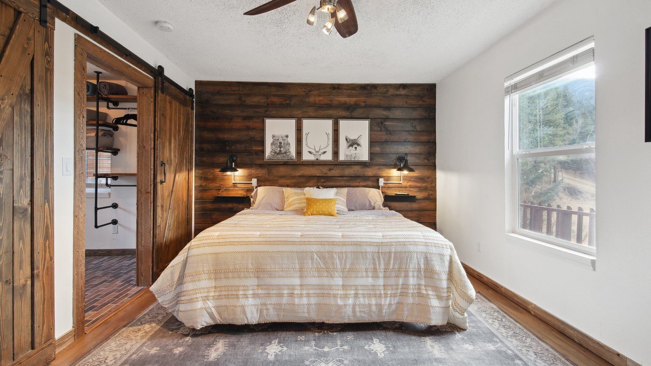 Photo of Bedroom in Golden Gate Canyon