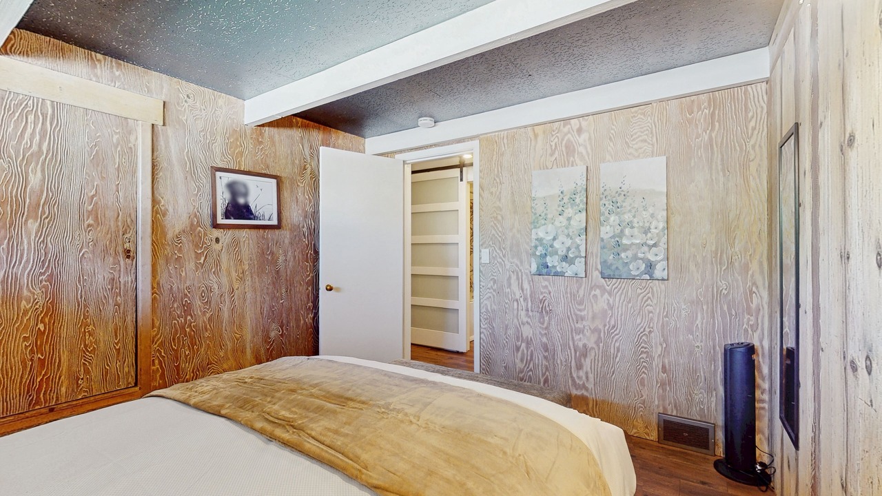 Photo of Bedroom in Glenwood Springs