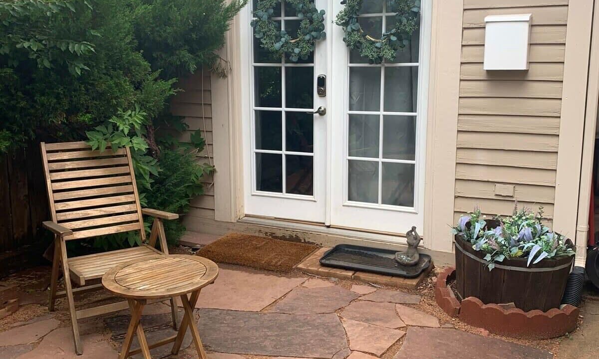 Photo of Patio Balcony in Manitou Springs Historic District