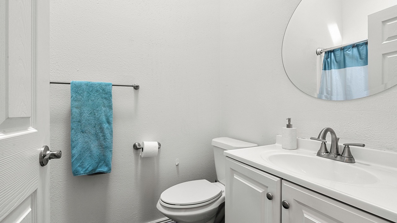 Photo of Bathroom in Prides Crossing