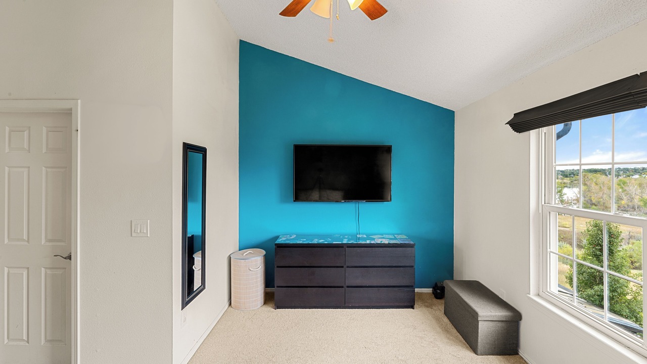 Photo of Bedroom in Prides Crossing