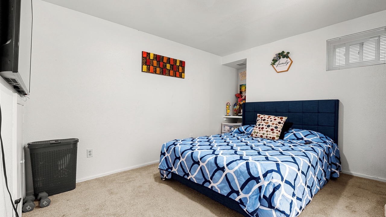 Photo of Bedroom in Prides Crossing