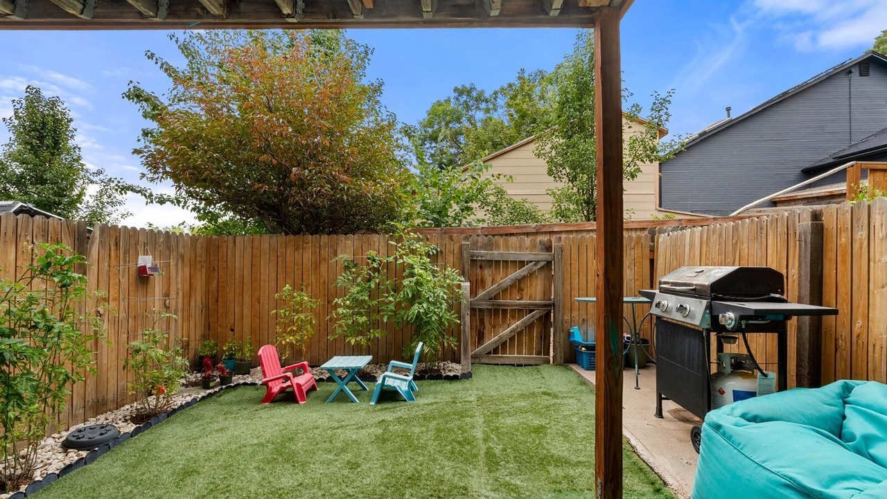 Photo of Outdoor in Prides Crossing