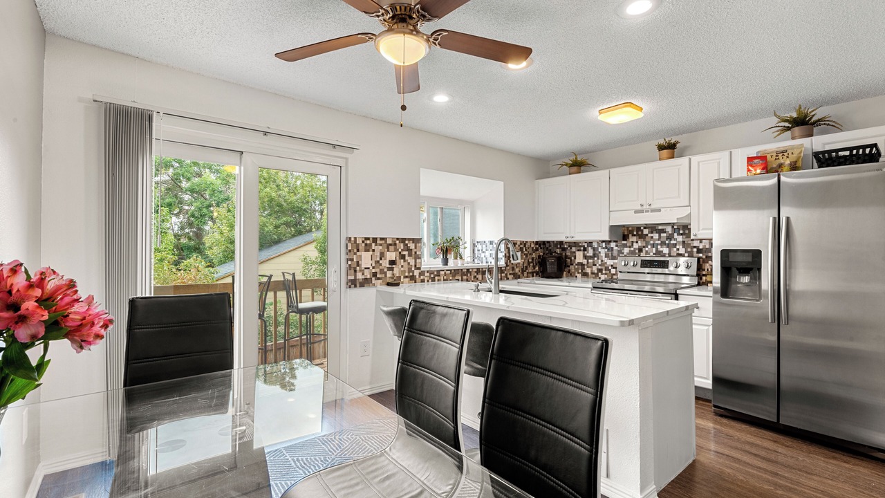 Photo of Kitchen in Prides Crossing