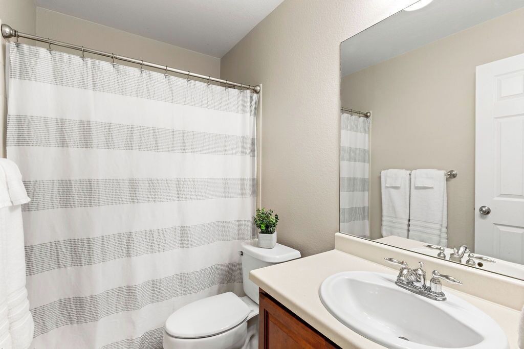 Photo of Bathroom in Monument