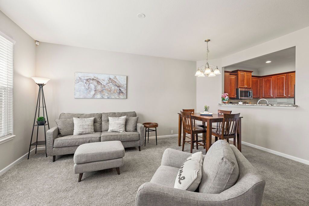 Photo of Livingroom in Monument