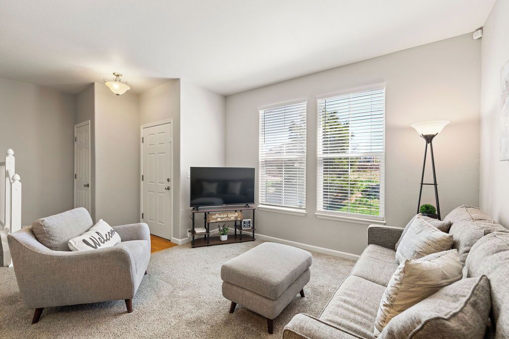 Photo of Livingroom in Monument