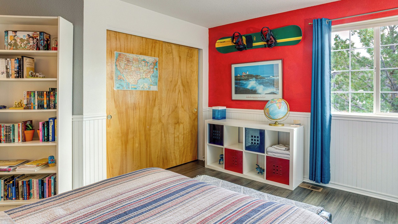 Photo of Bedroom in Prides Crossing