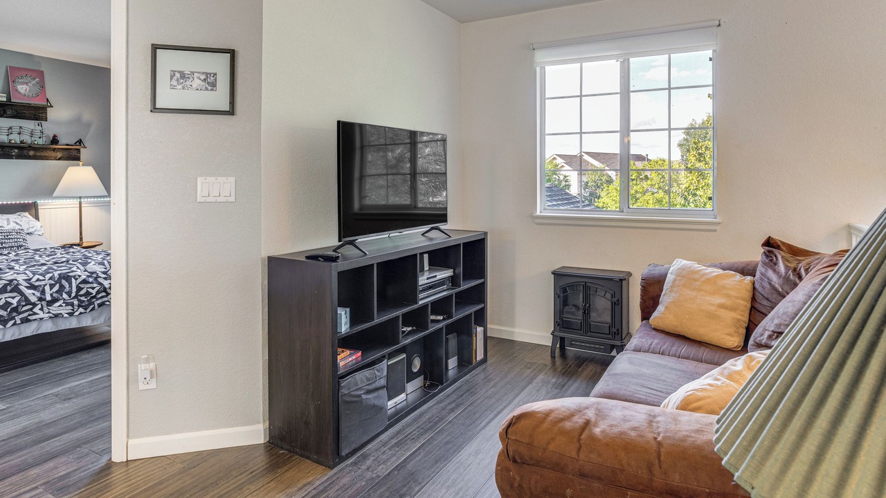 Photo of Bedroom in Prides Crossing