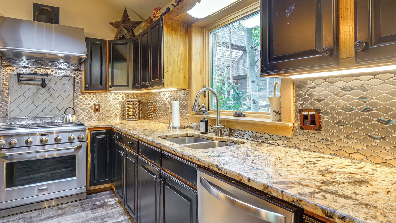 Photo of Kitchen in Warrior's Mark West