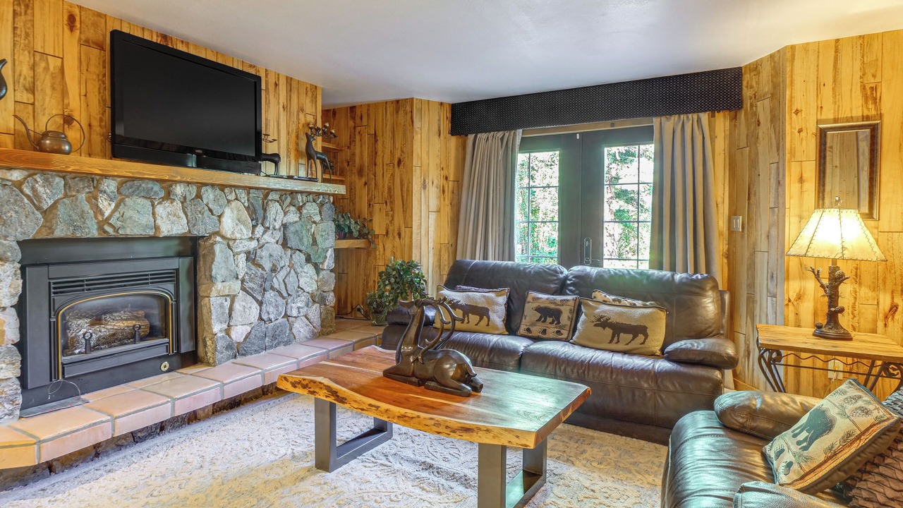 Photo of Bedroom in Warrior's Mark West