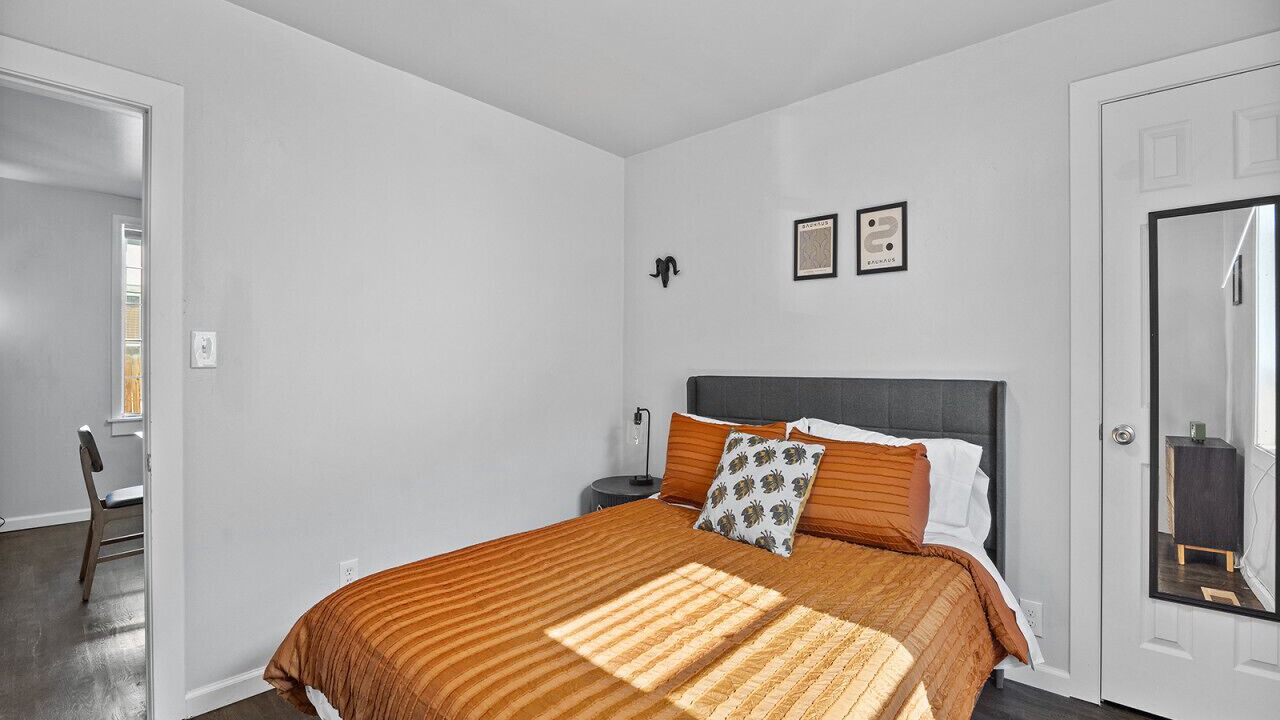 Photo of Bedroom in Old Town