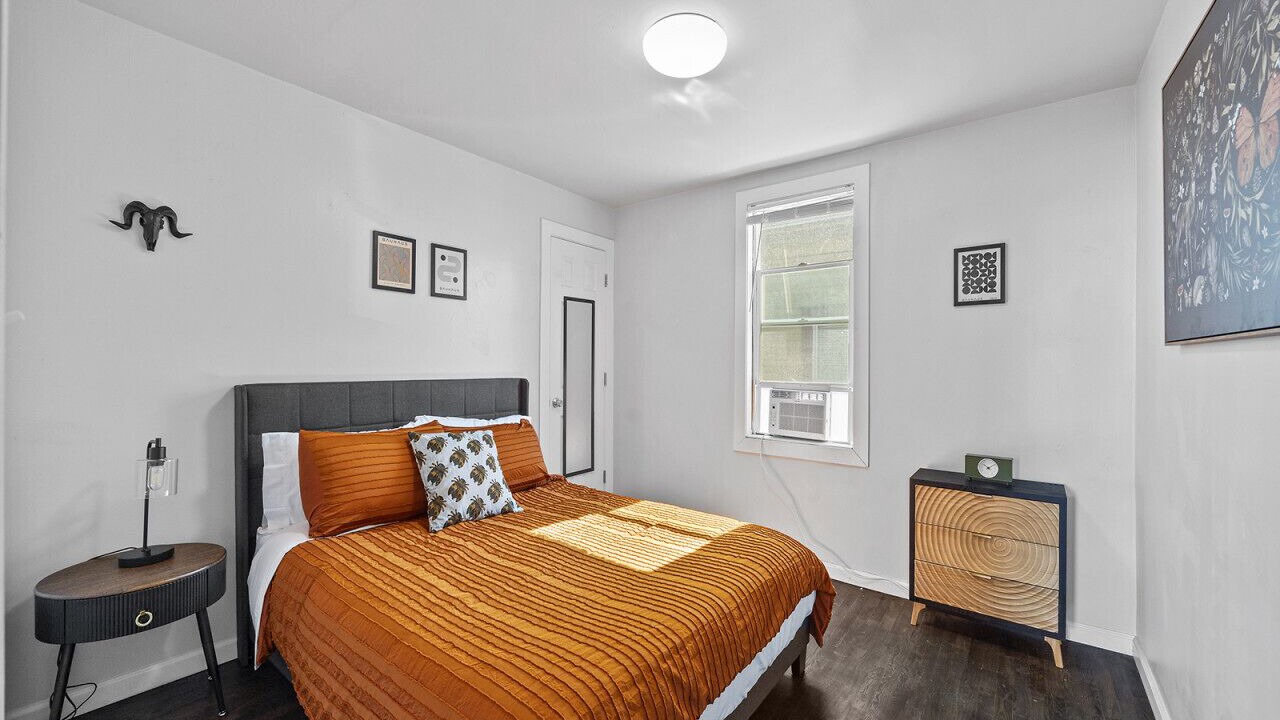 Photo of Bedroom in Old Town