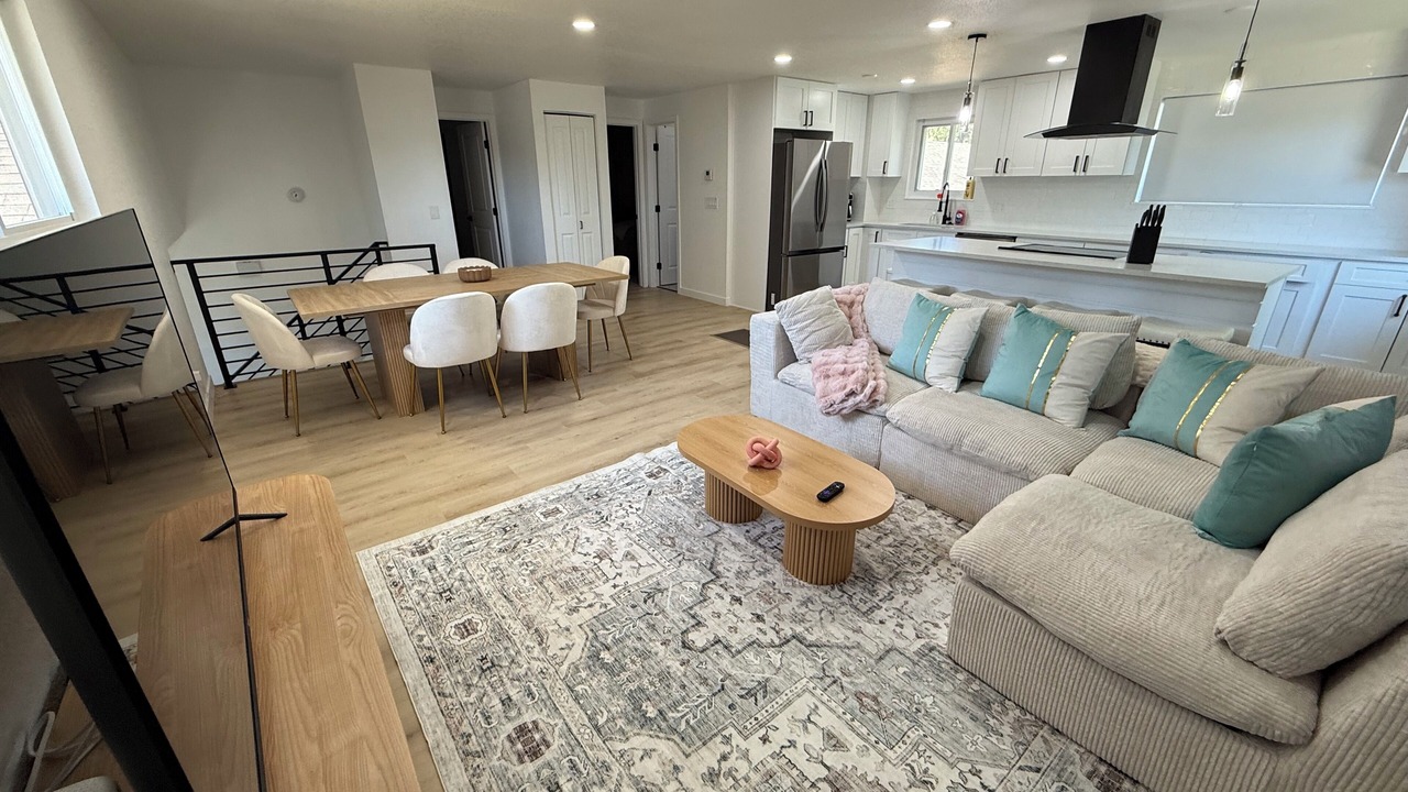 Photo of Livingroom in Applewood West