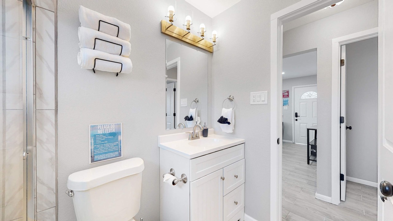 Photo of Bathroom in Twin Lakes