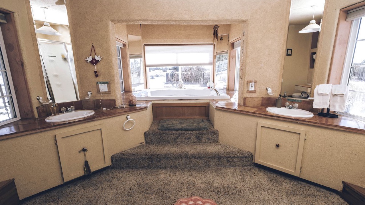 Photo of Bathroom in Crestone