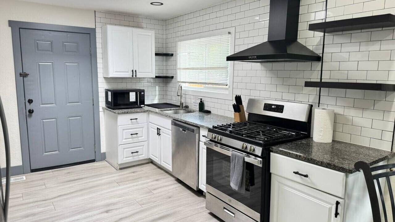 Photo of Kitchen in Barnum West