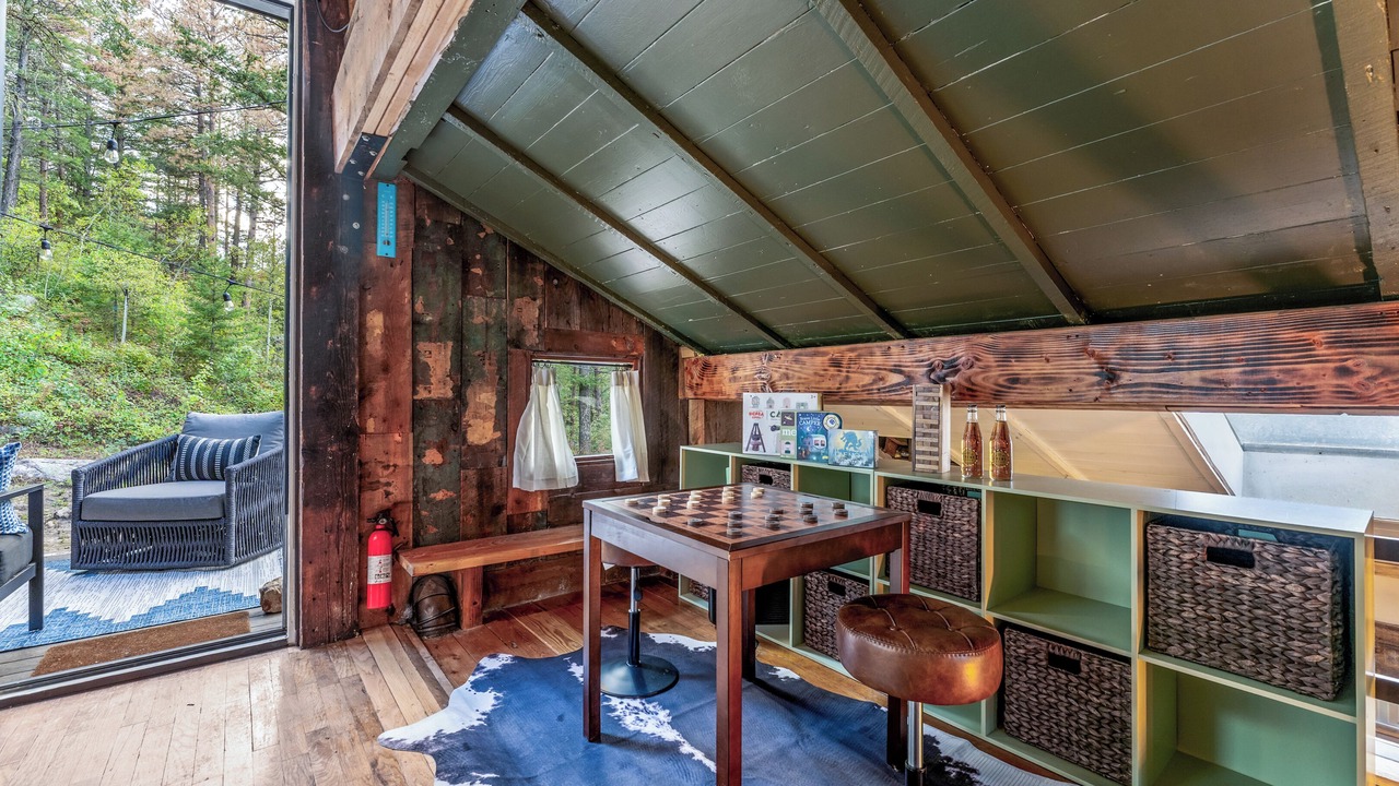 Photo of Bedroom in Jamestown