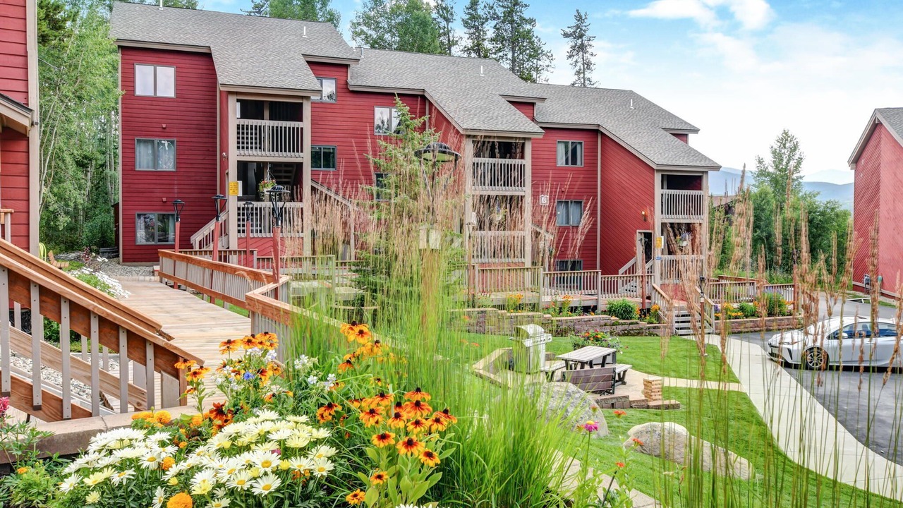 Photo of Outdoor in Fraser