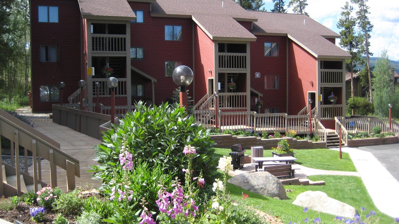 Photo of Outdoor in Fraser
