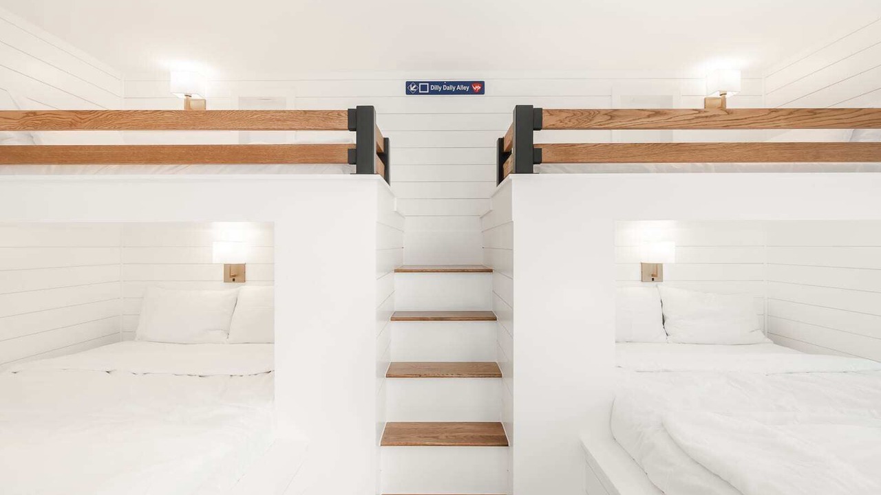 Photo of Bedroom in Rendezvous