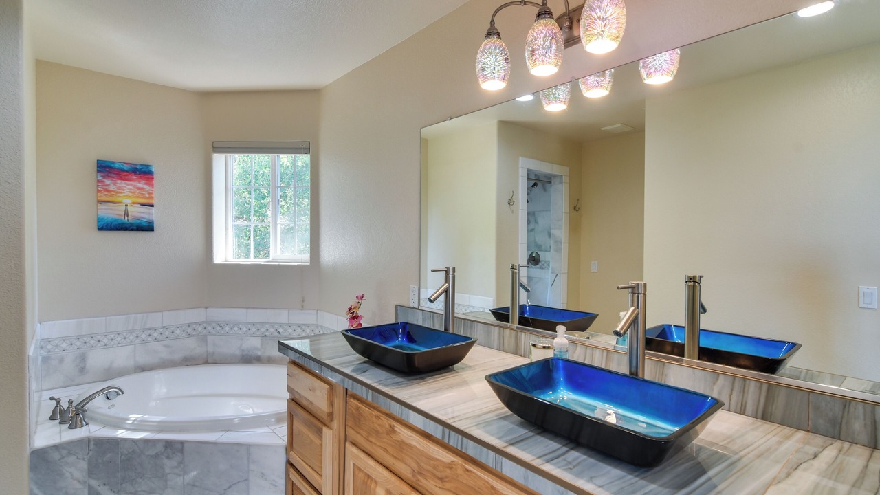 Photo of Bathroom in Kings Valley