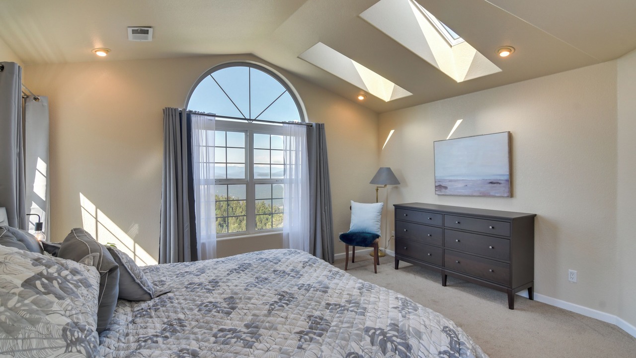 Photo of Bedroom in Kings Valley
