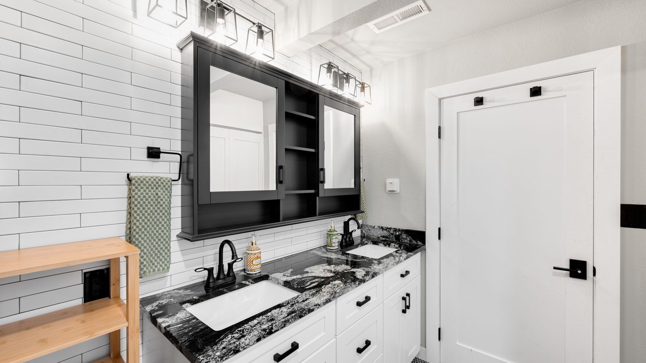 Photo of Bathroom in Five Points