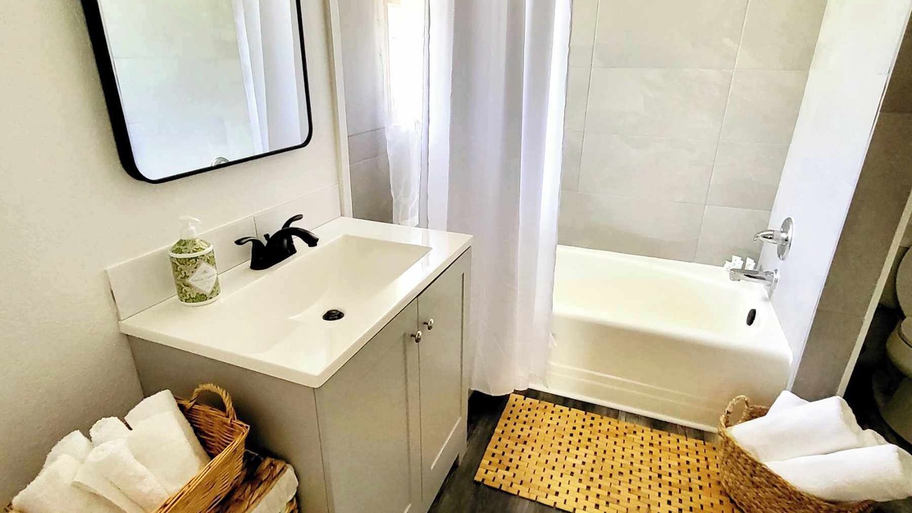Photo of Bathroom in Drake