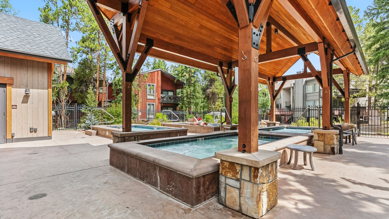 Photo of Patio Balcony in Warrior's Mark