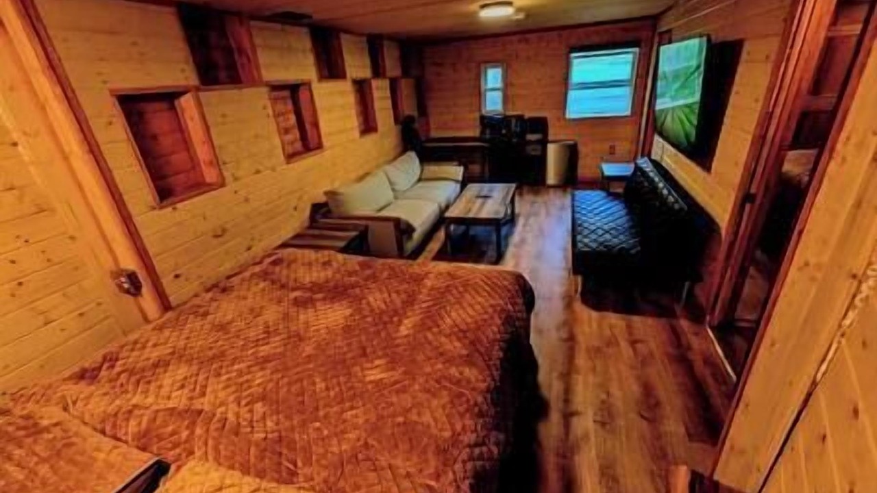 Photo of Bedroom in Idledale