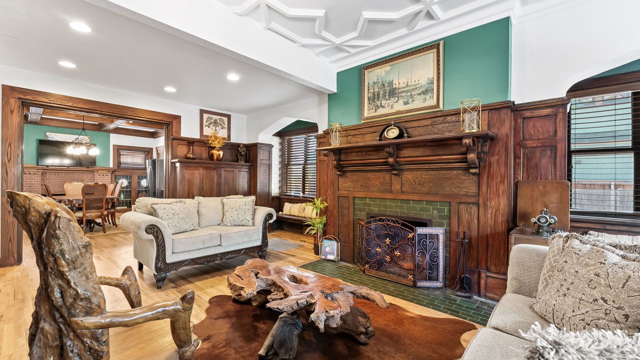 Photo of Livingroom in Capitol Hill