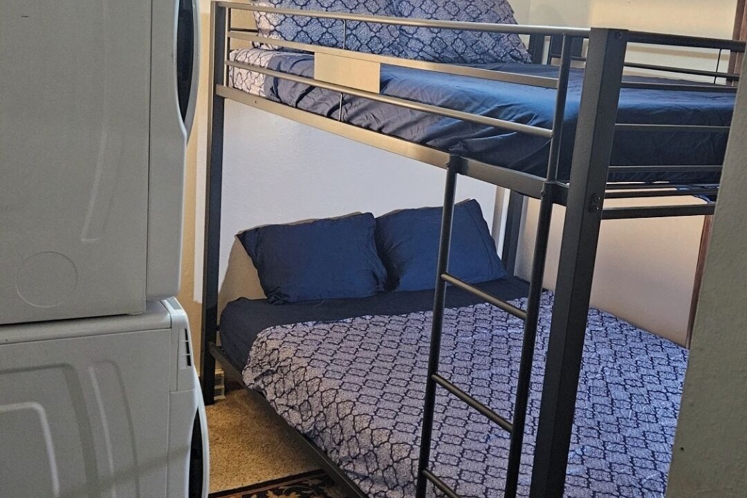 Photo of Bedroom in Ken Caryl