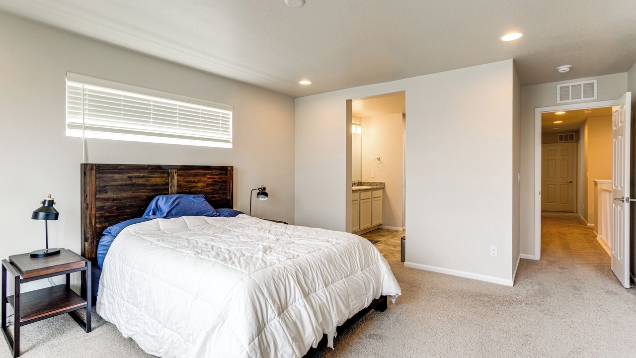 Photo of Bedroom in Dupont