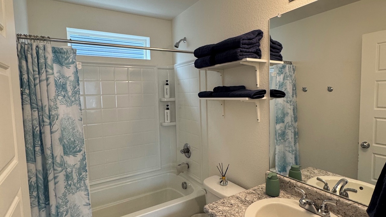 Photo of Bathroom in Green Valley Ranch