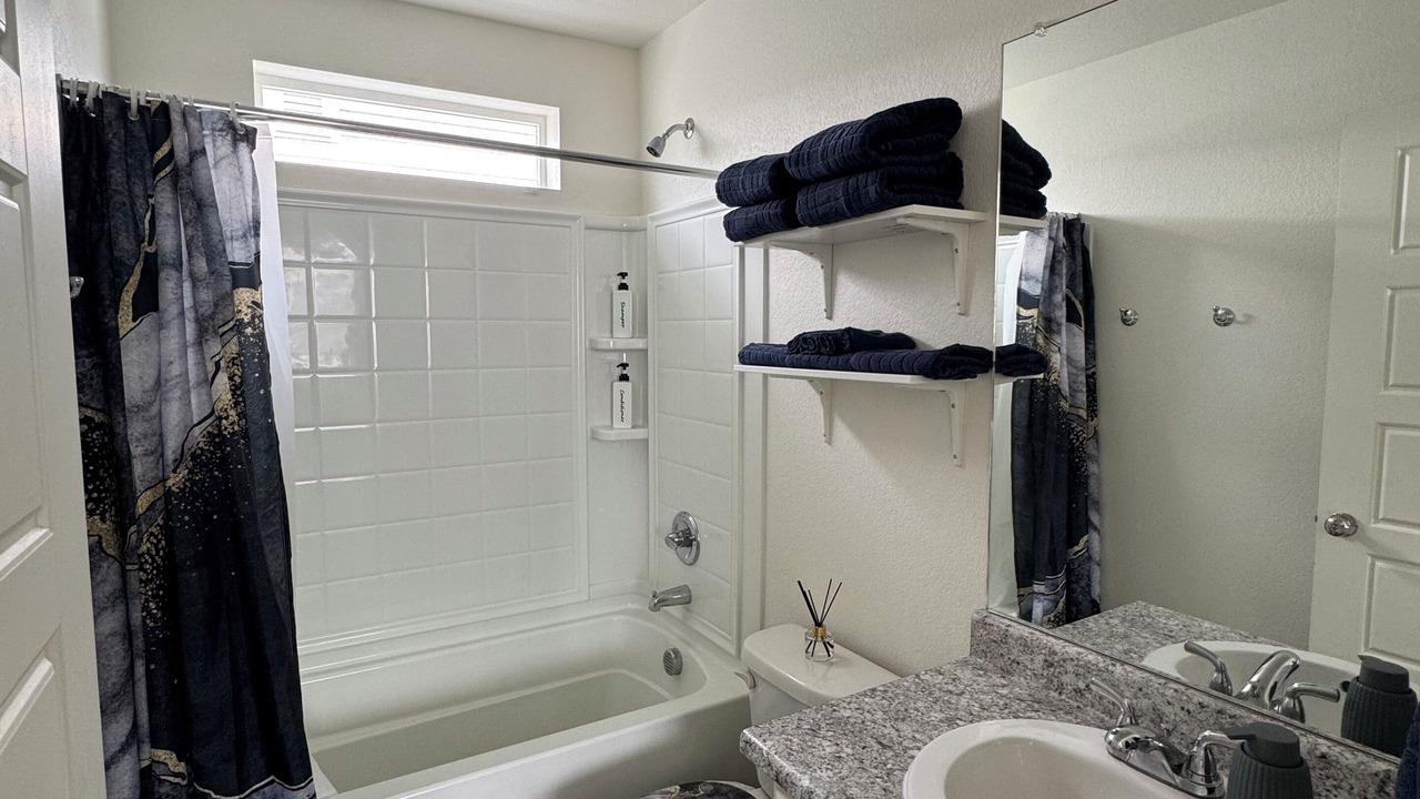 Photo of Bathroom in Green Valley Ranch