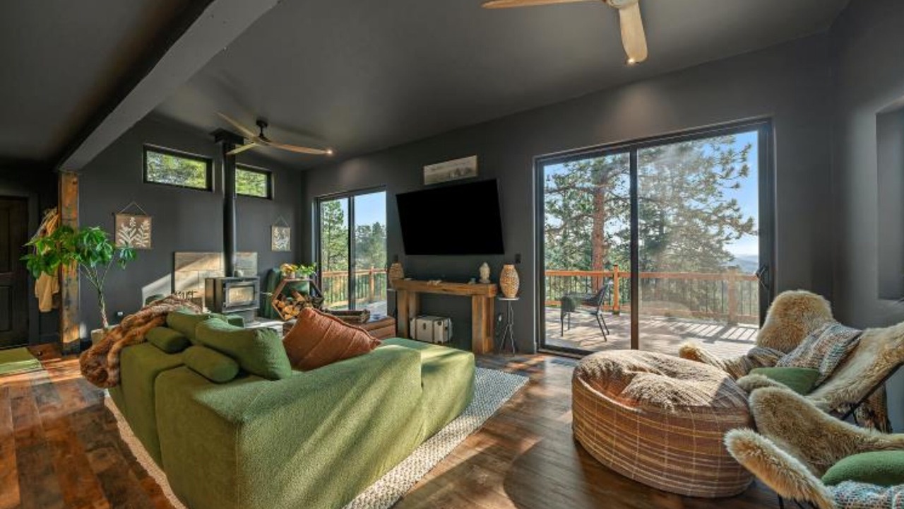 Photo of Livingroom in Bailey