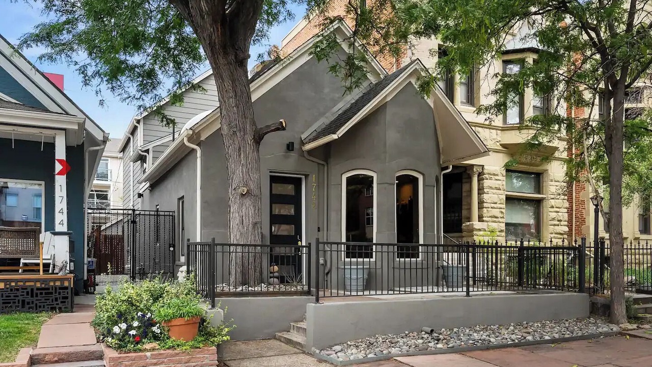 Photo of Outdoor in Uptown