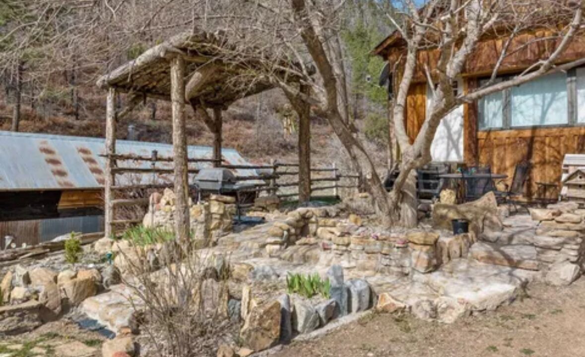 Photo of Outdoor in Hesperus