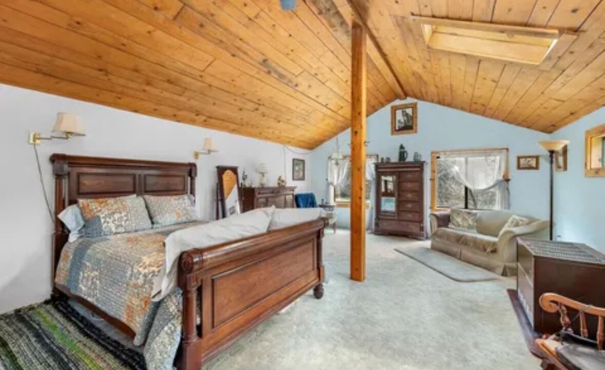 Photo of Bedroom in Hesperus