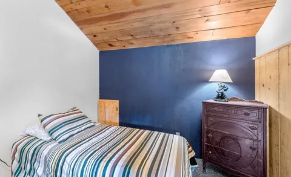 Photo of Bedroom in Hesperus