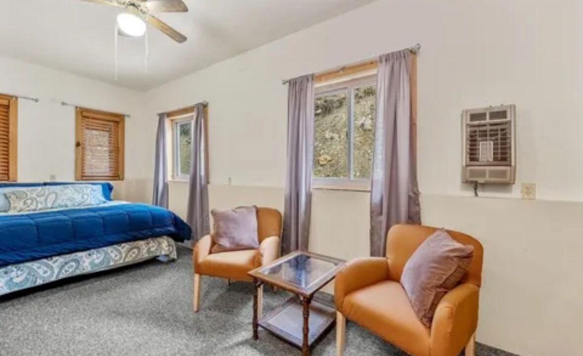 Photo of Bedroom in Hesperus