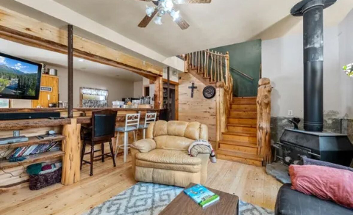 Photo of Livingroom in Hesperus