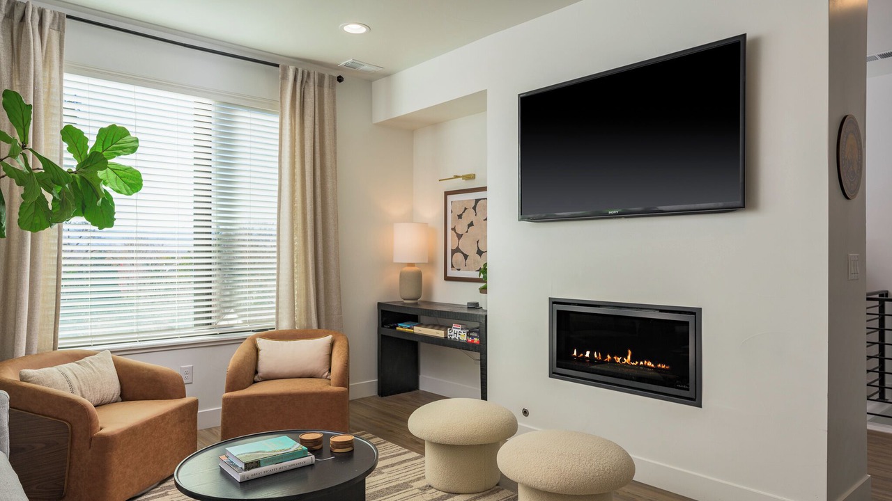 Photo of Livingroom in Berkley