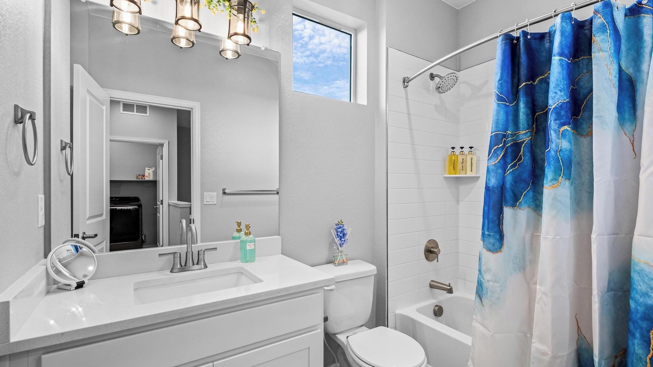Photo of Bathroom in Dupont
