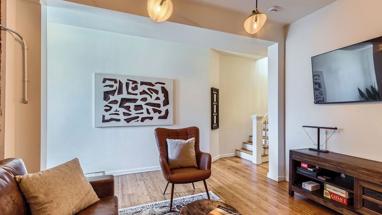 Photo of Livingroom in Curtis Park