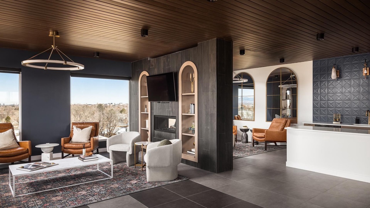 Photo of Livingroom in Englewood